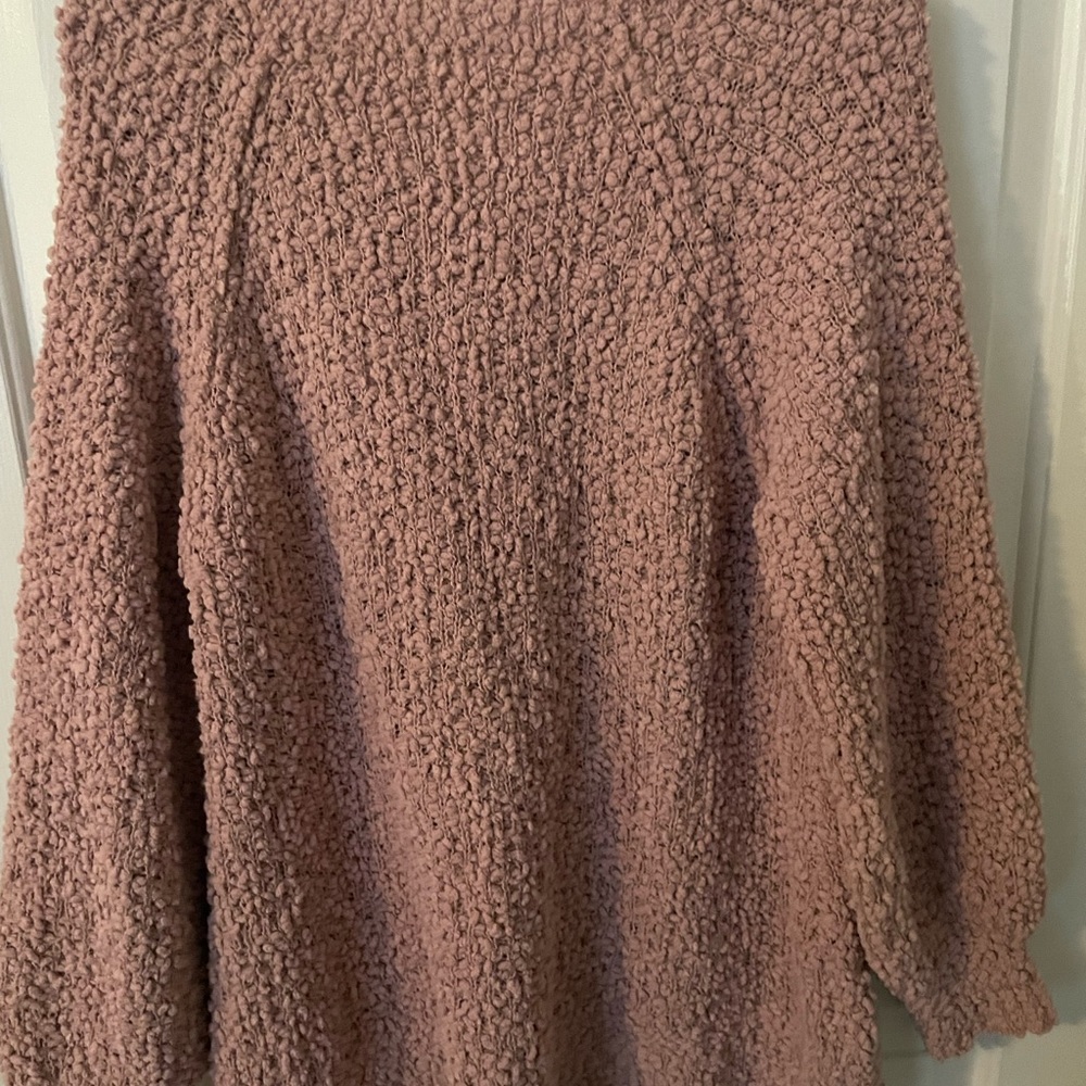Sweater - Picture 3 of 4